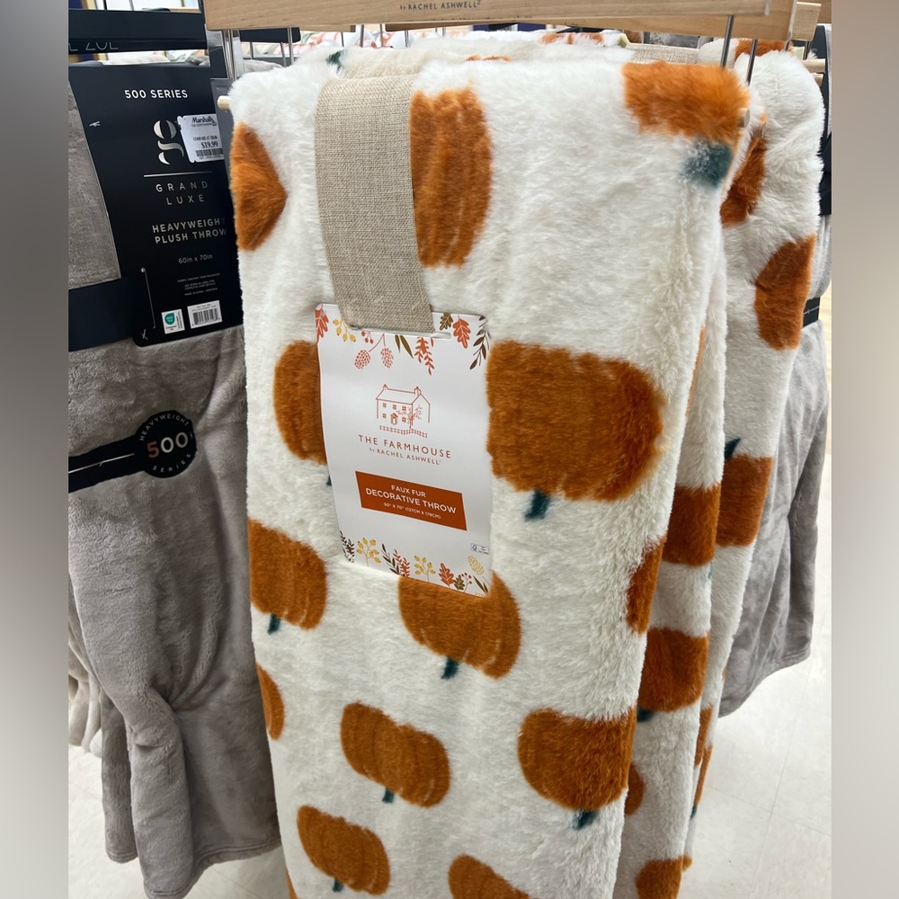 The Farmhouse Pumpkin Throw